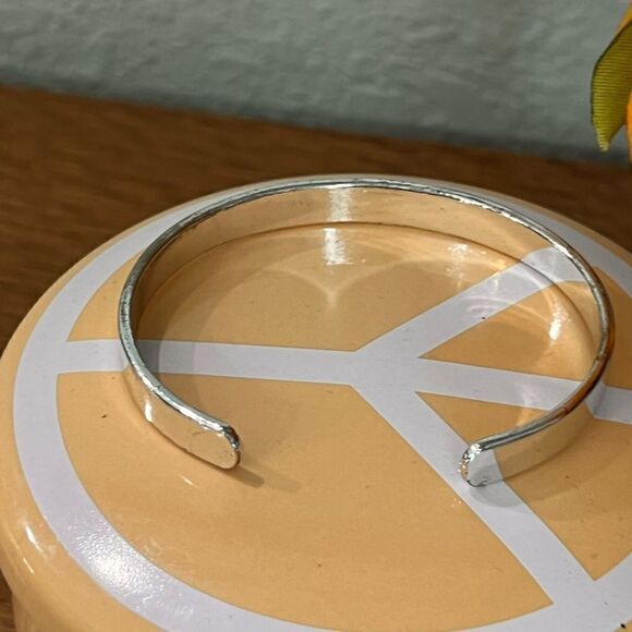 NWOT Silver Open Cuff Bracelet “Be Still And Know” #JW7 - Picture 4 of 5